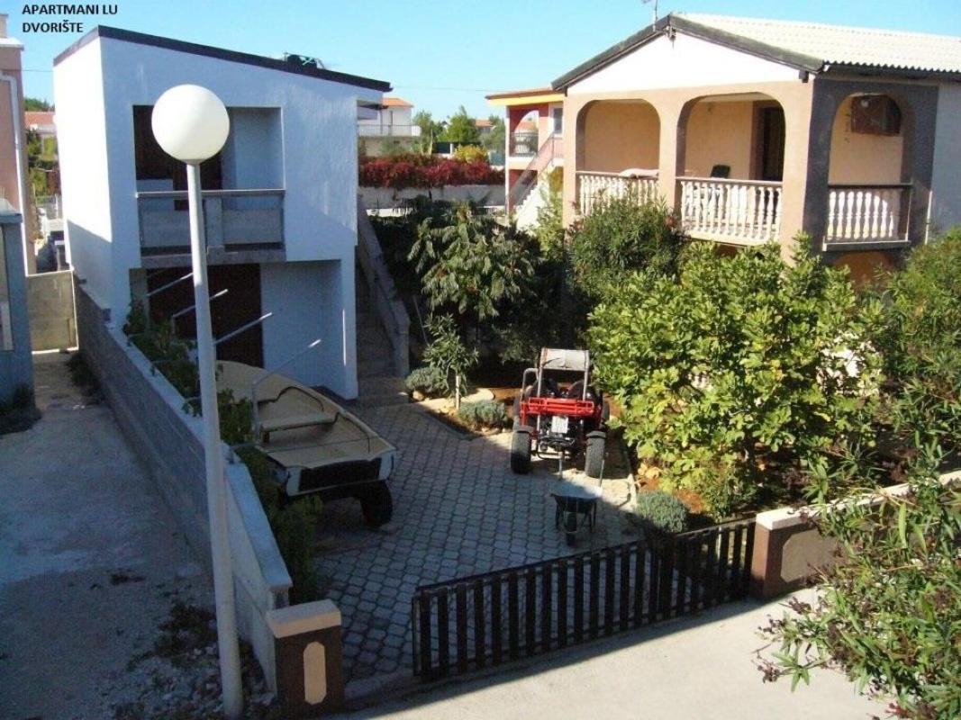 Apartments With A Parking Space Vir - 19547 Bagian luar foto